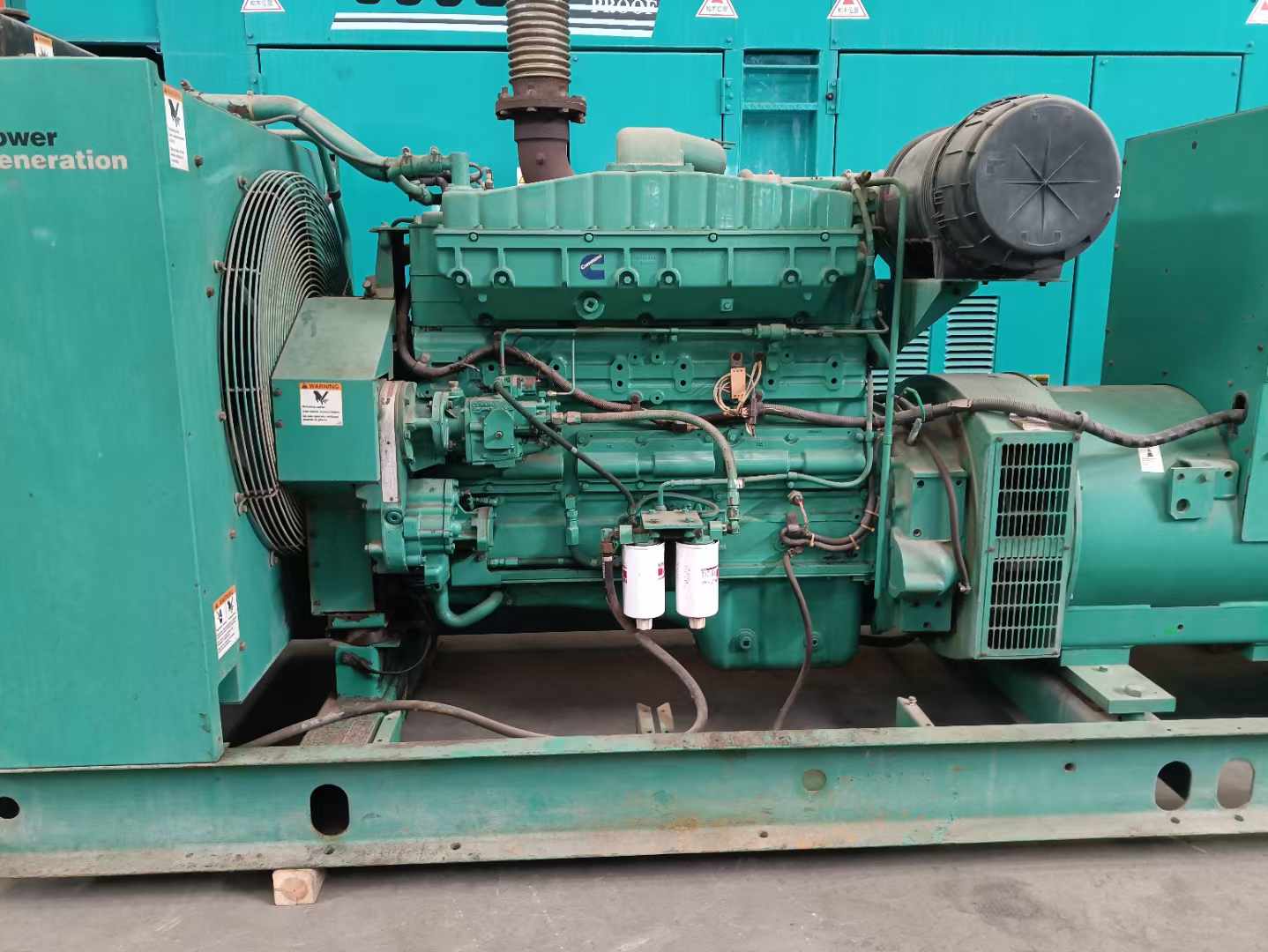 可克达拉过载会对 600kW 柴油发电机组造成哪些损害？